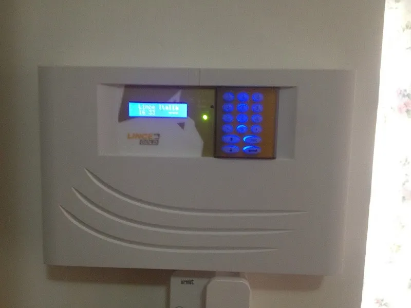 AV IMPIANTI ELETTRICI DI ALESSIO VERGATO